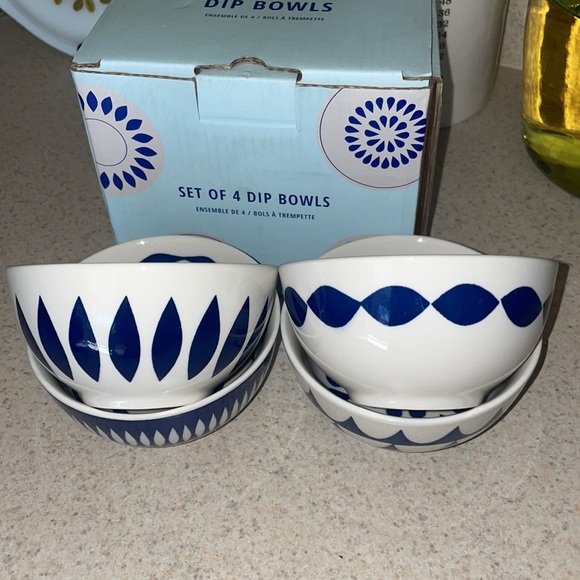 set of 4 new bone China bowls - Picture 6 of 16
